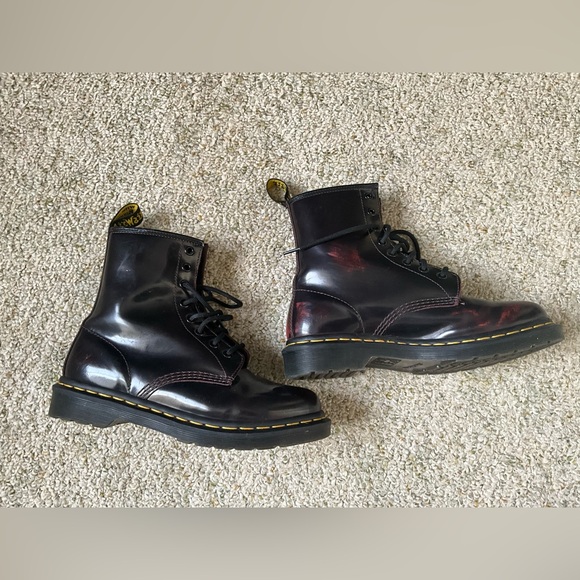 Dr. Martens 1460 Lace Up Boot Size 8 - Picture 5 of 7